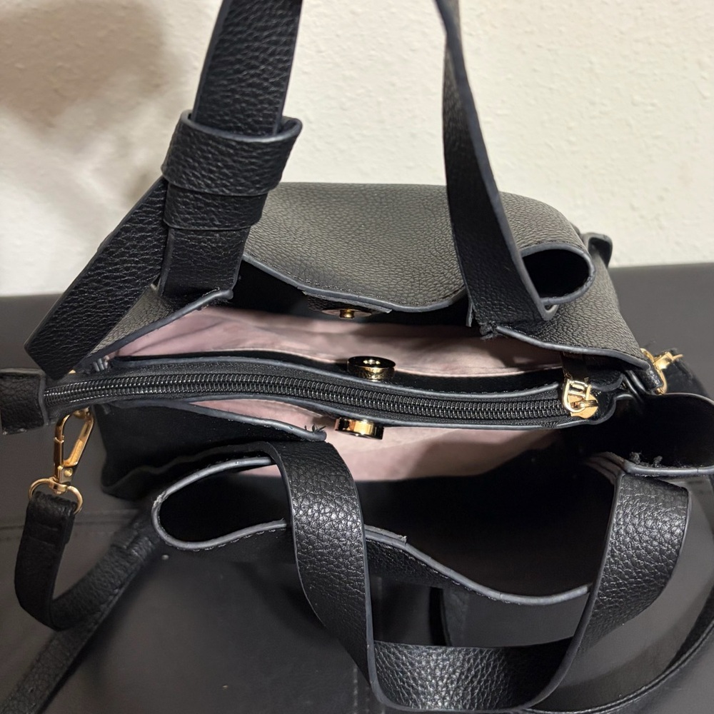 Kate Spade Black Leather Crossbody Bag - Picture 9 of 10